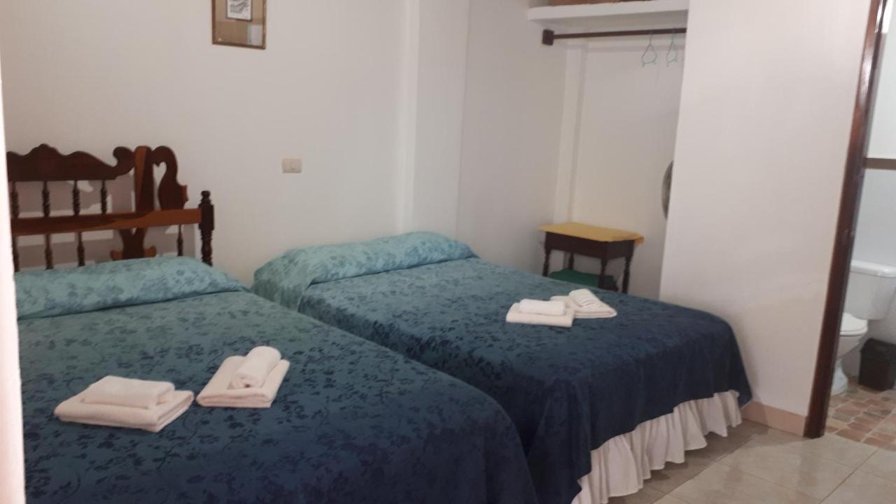 Hostal Villa Brisa Ballenita Eksteriør bilde