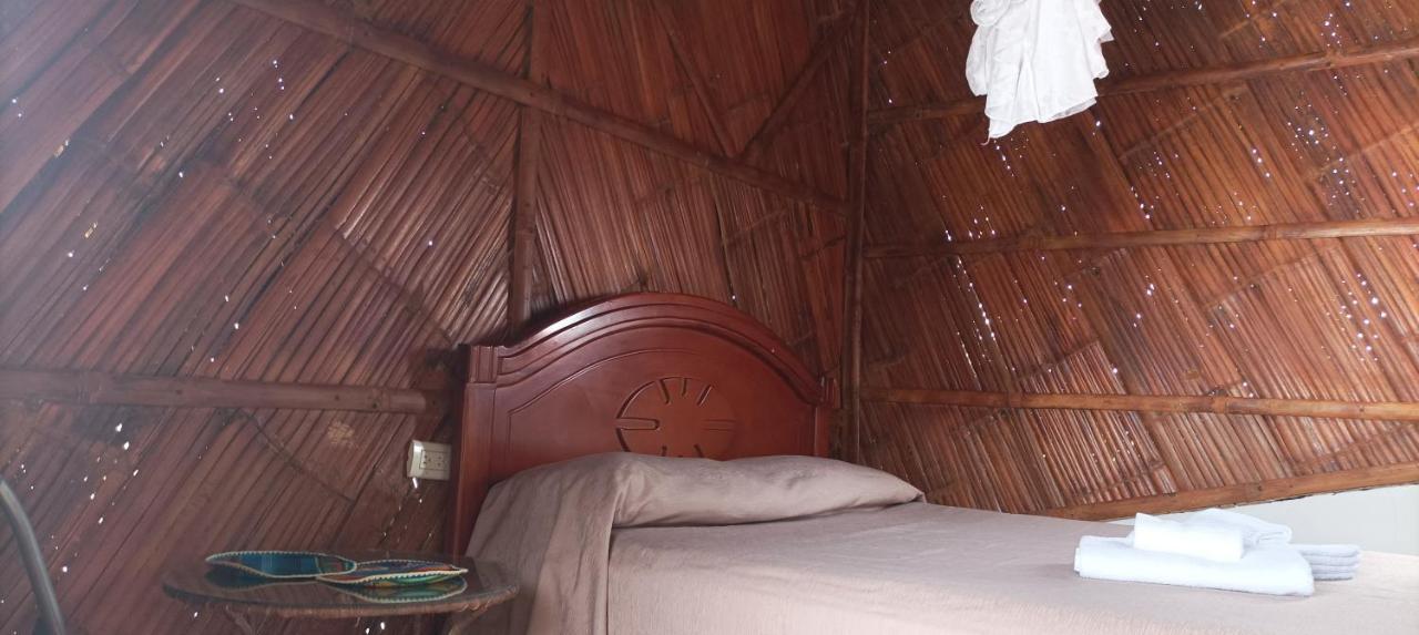 Hostal Villa Brisa Ballenita Eksteriør bilde