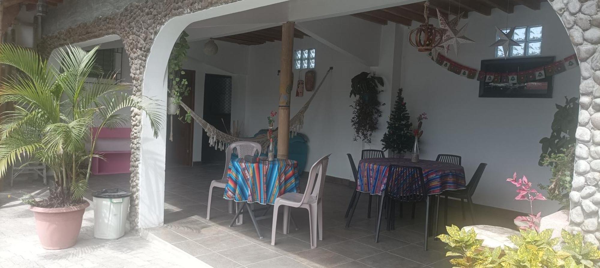 Hostal Villa Brisa Ballenita Eksteriør bilde