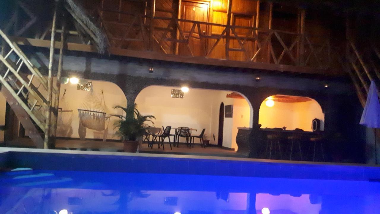 Hostal Villa Brisa Ballenita Eksteriør bilde